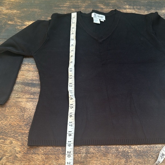 Sisters Black V-Neck Women Sweater size large - Picture 5 of 8